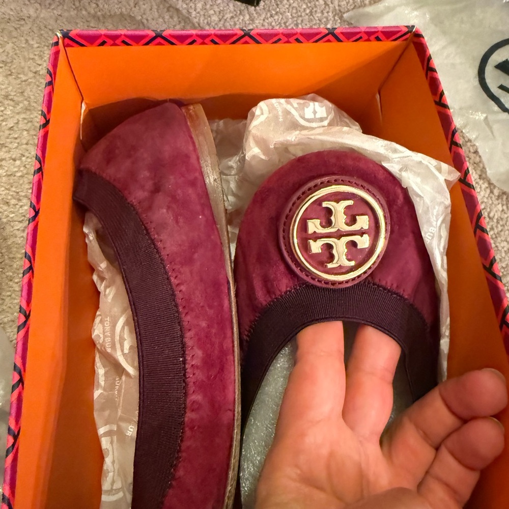 Tory Burch Red Suede Flats with Logo - Picture 4 of 12